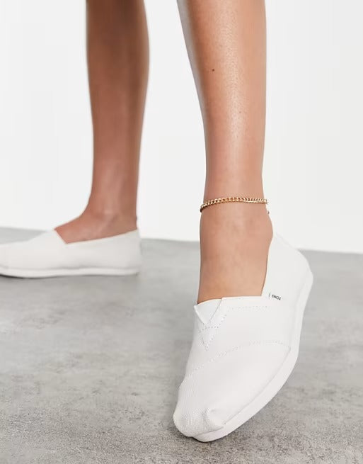 TOMS Classic Alpargata Canvas Slip-On Flat Shoe (WOMEN&MEN)