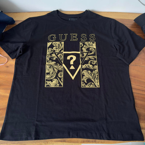 GUESS Triangle Logo T-Shirt MEN