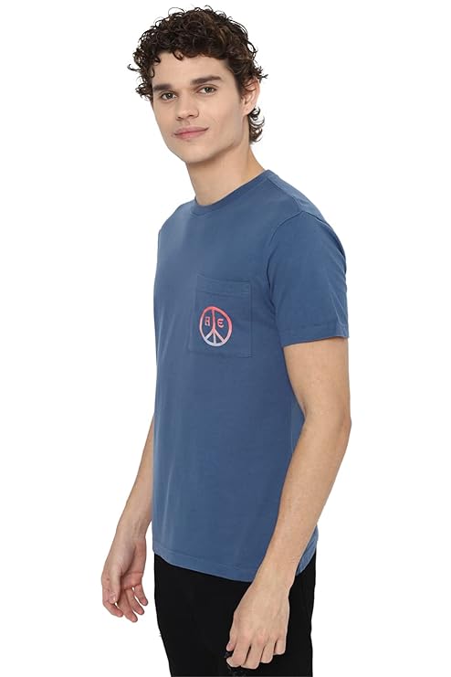 American Eagle Men's Blue Super Soft Graphic T-Shirt