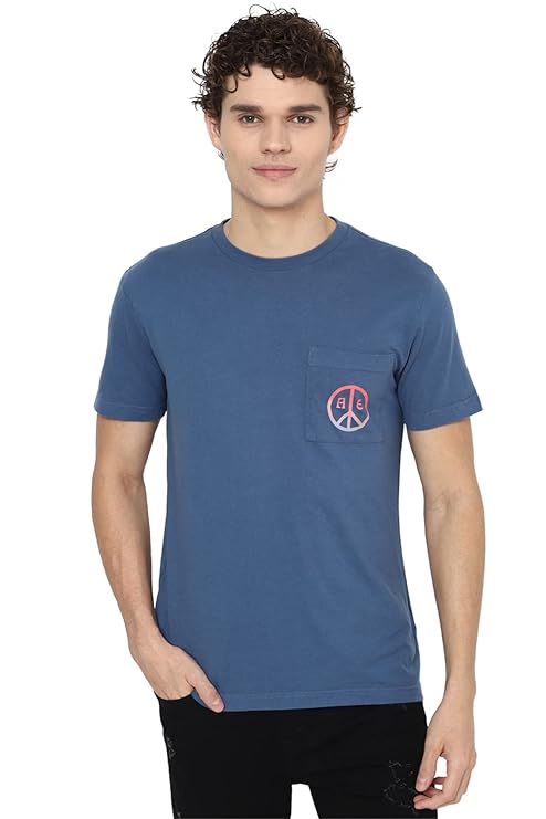 American Eagle Men's Blue Super Soft Graphic T-Shirt