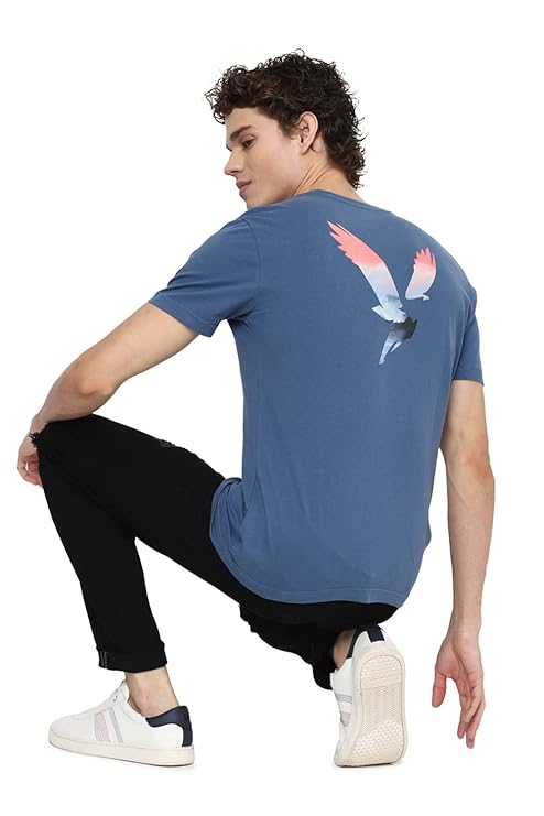 American Eagle Men's Blue Super Soft Graphic T-Shirt