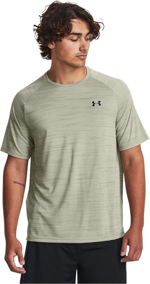 Under Armour MEN Short Sleeve T-Shirt
