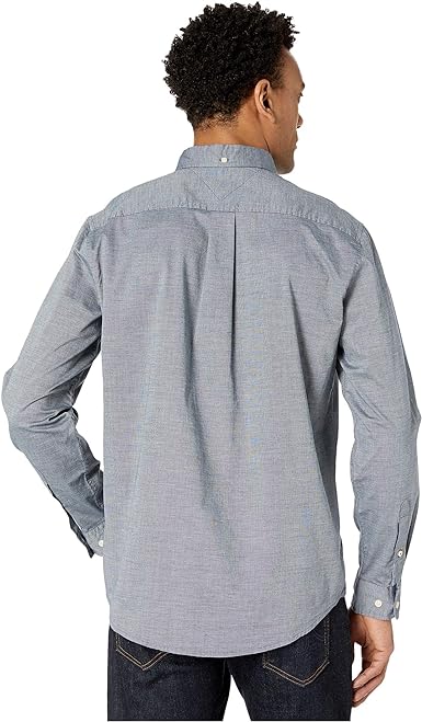 Tommy Hilfiger mens Long Sleeve Casual Button Down Shirt in Classic Fit