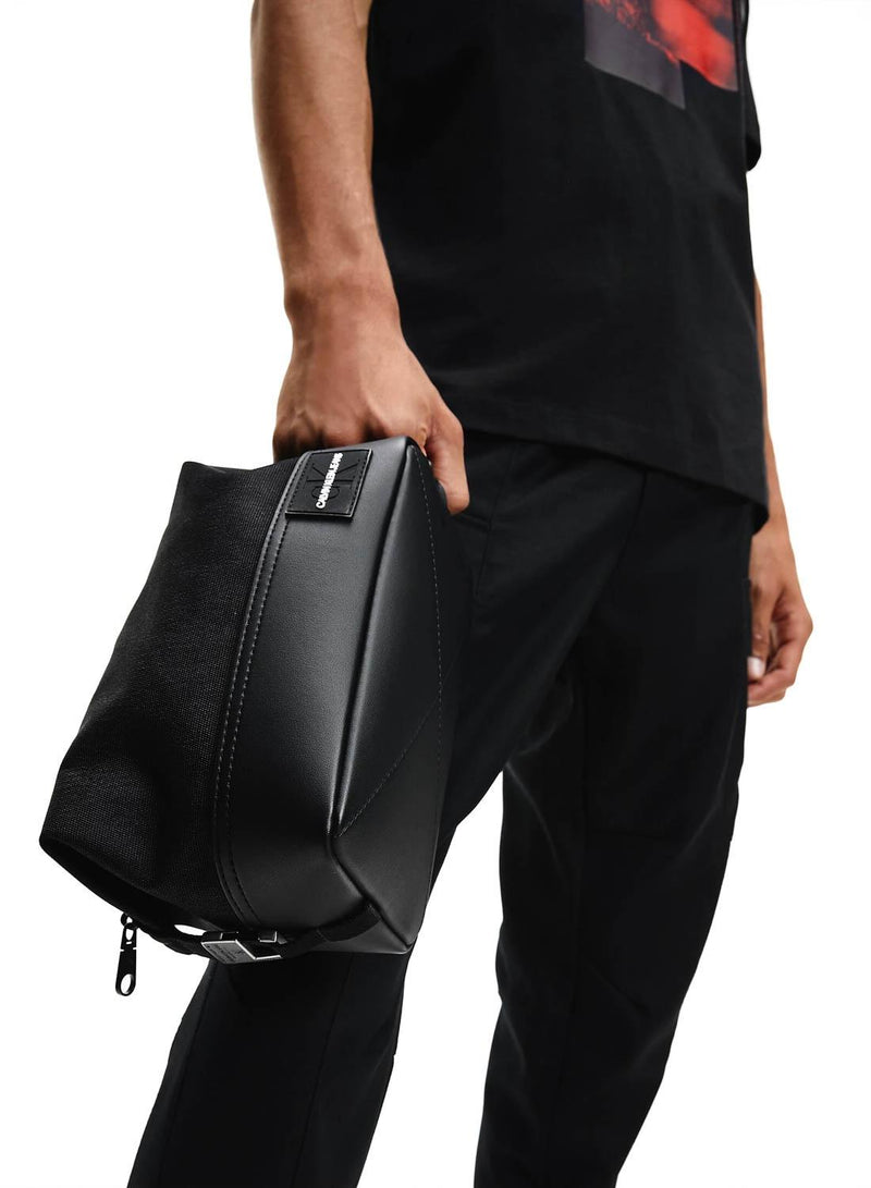 Calvin Klein Men Hand Bag Industrial Nylon Was Negro-Black