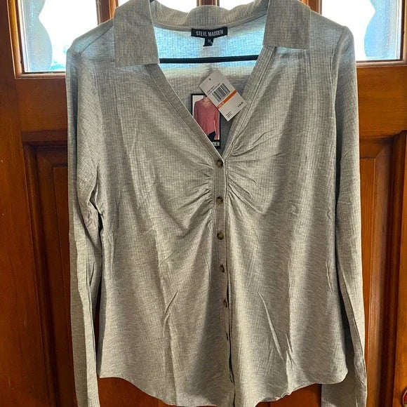 Steve Madden long sleeve gray collared V-neck top.