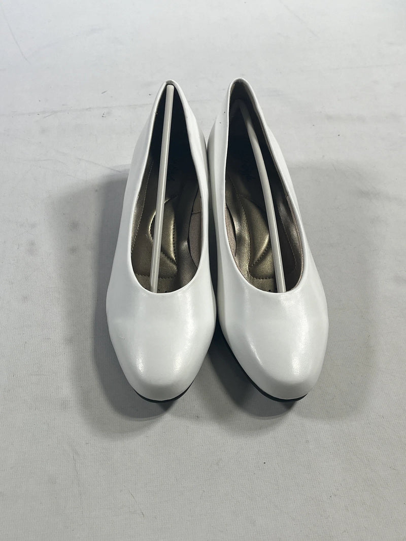 Women's Soft Style Angel II White Elegance Low Heel Slip On Shoes