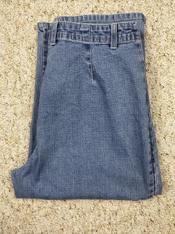 Gloria Vanderbilt Women's Denim Stretch Capri Super cute light blue