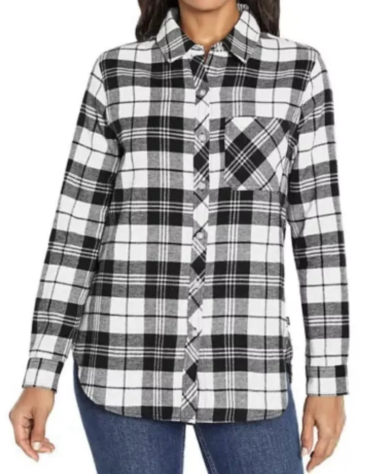 GAP Women’s Long Sleeve Button Down Relaxed Fit Shirt Plaid BLACK/WHITE