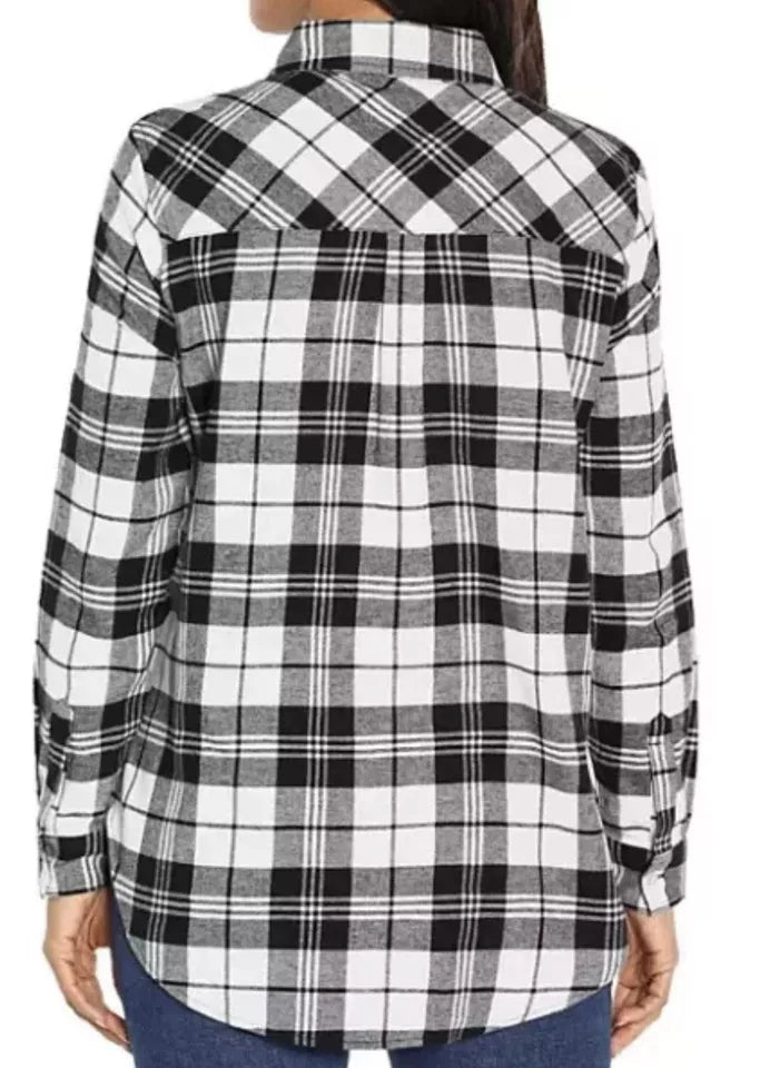 GAP Women’s Long Sleeve Button Down Relaxed Fit Shirt Plaid BLACK/WHITE