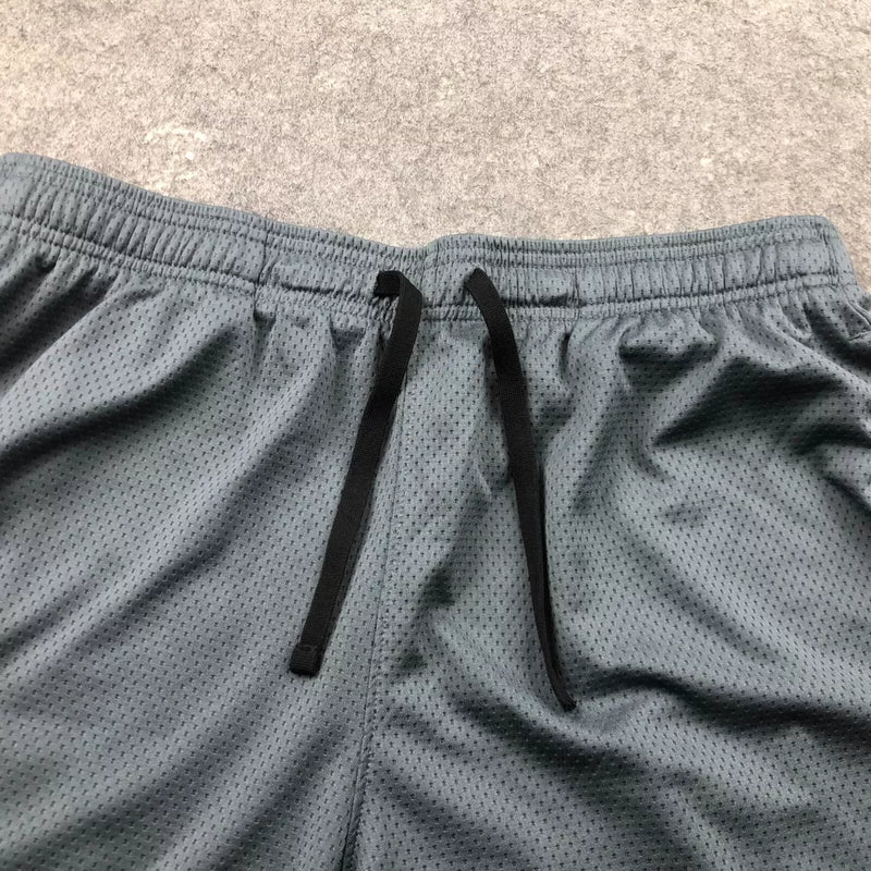 Under Armour Shorts Mens Gray Mesh Workout Gym Lined 8" Inseam Logo