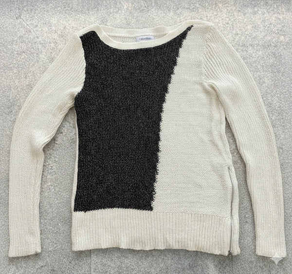 Calvin Klein Women Round Neck Long Sleeves Pullover -Cream/Black