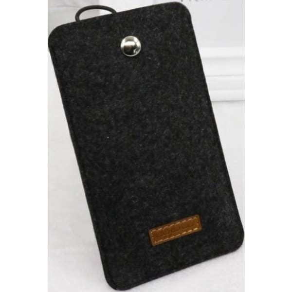Universal Case for Protection Against Falling and Storage of the Phone - Case